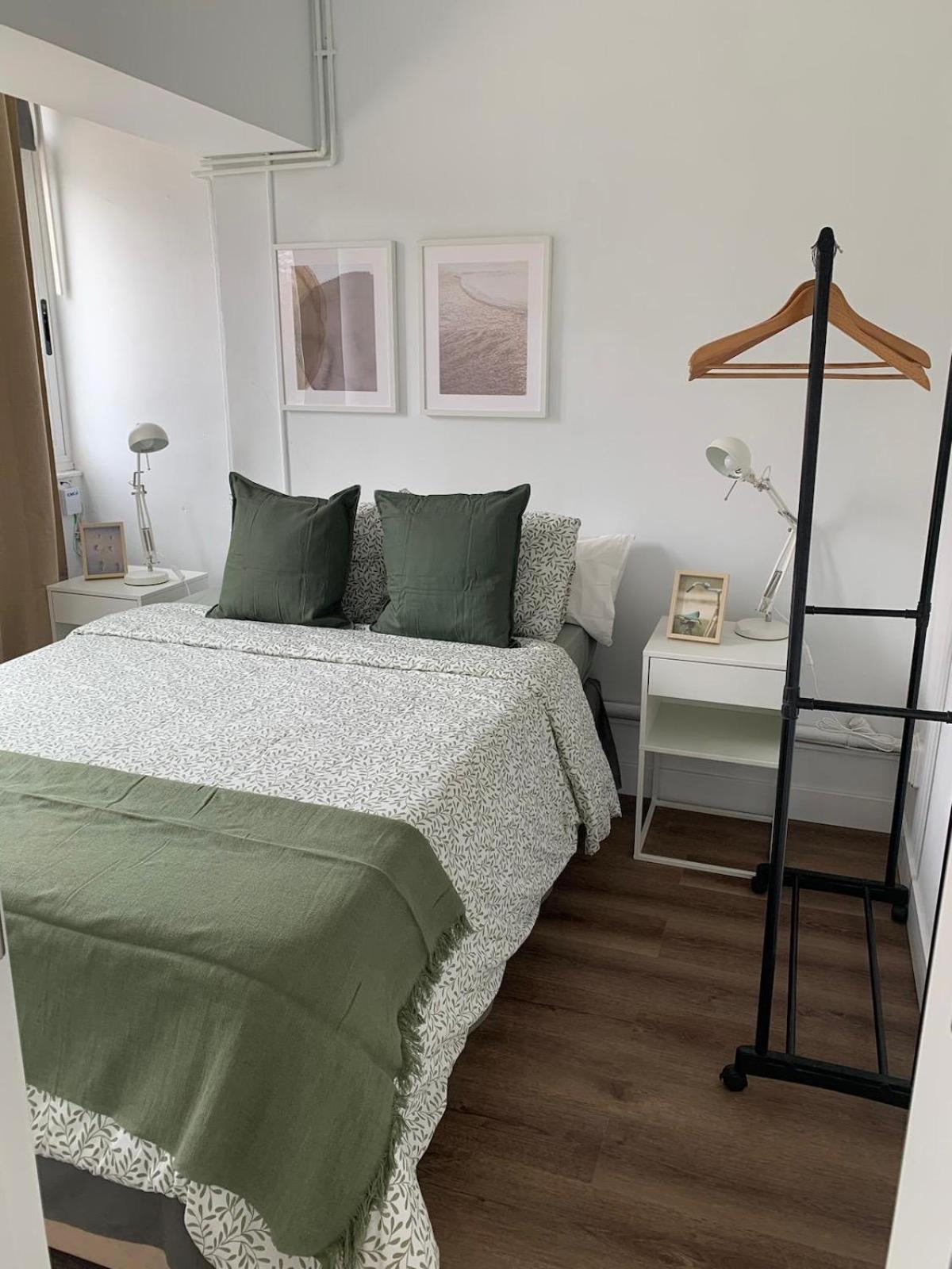 Loft Sleeper Llum Apartamento Barcelona Exterior foto